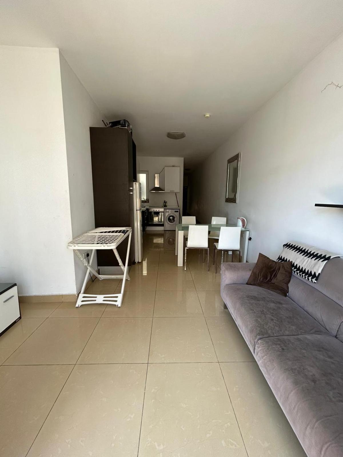 Well Located 2 Bedroom Flat In St.Julians Saint Julian's Bagian luar foto